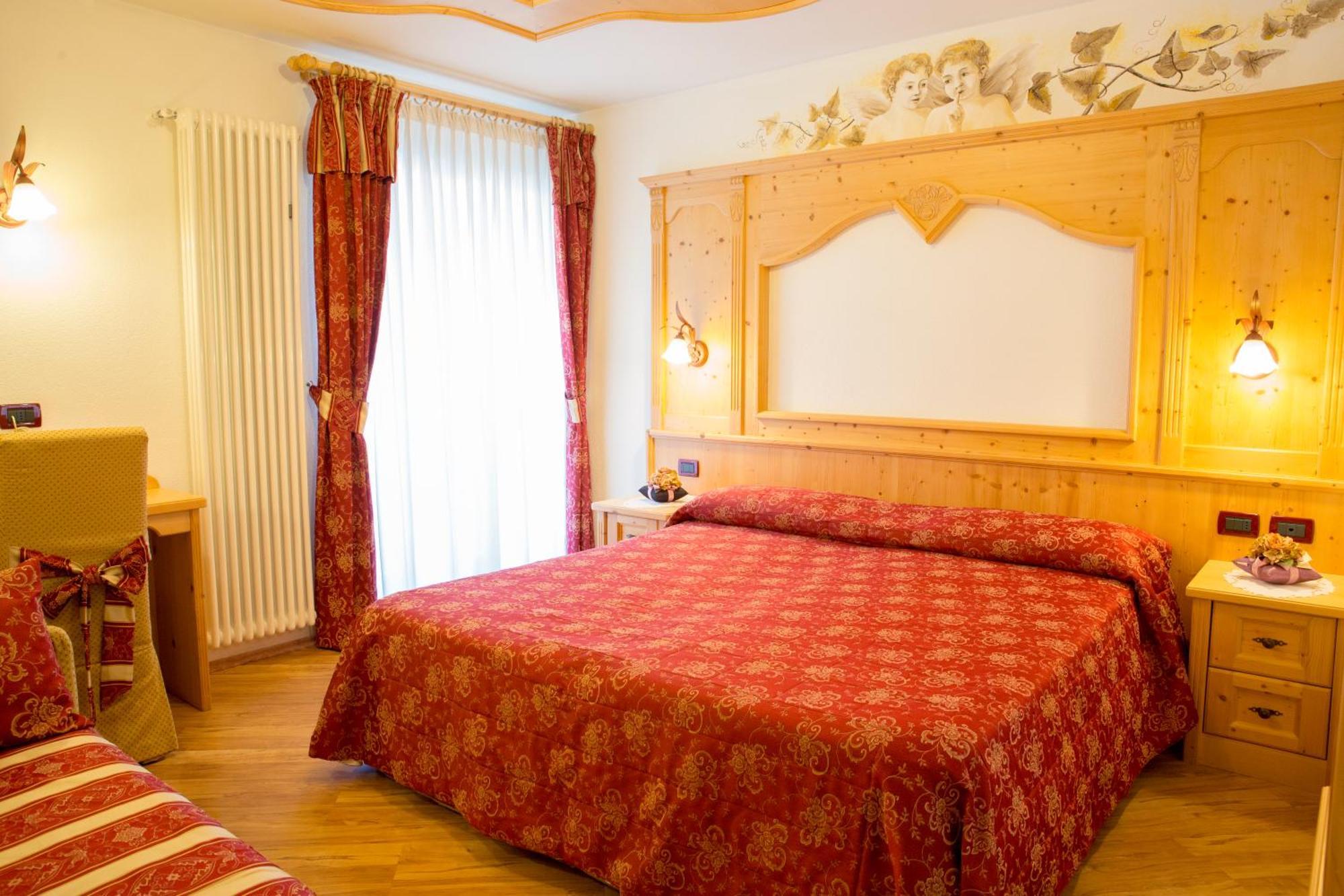 Hotel Malder Soraga Esterno foto